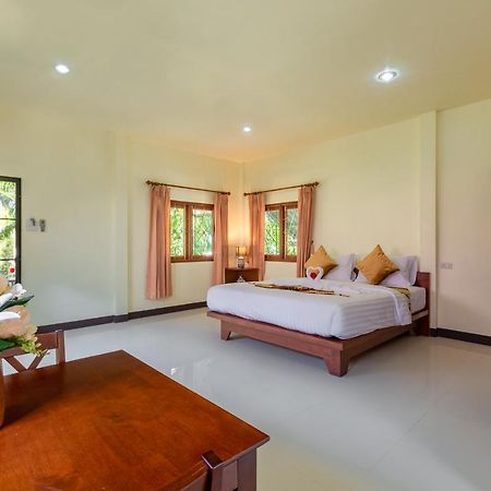 Green Garden House Ao Nam Mao Esterno foto